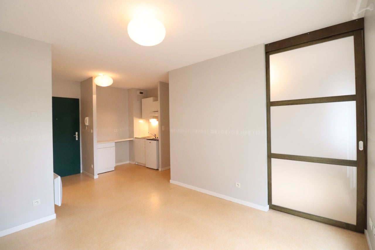 Flat Rue du Docteur Laurent Camboulives in Albi