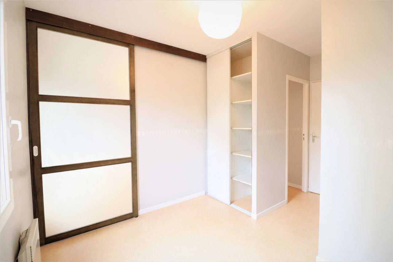 Flat Rue du Docteur Laurent Camboulives in Albi