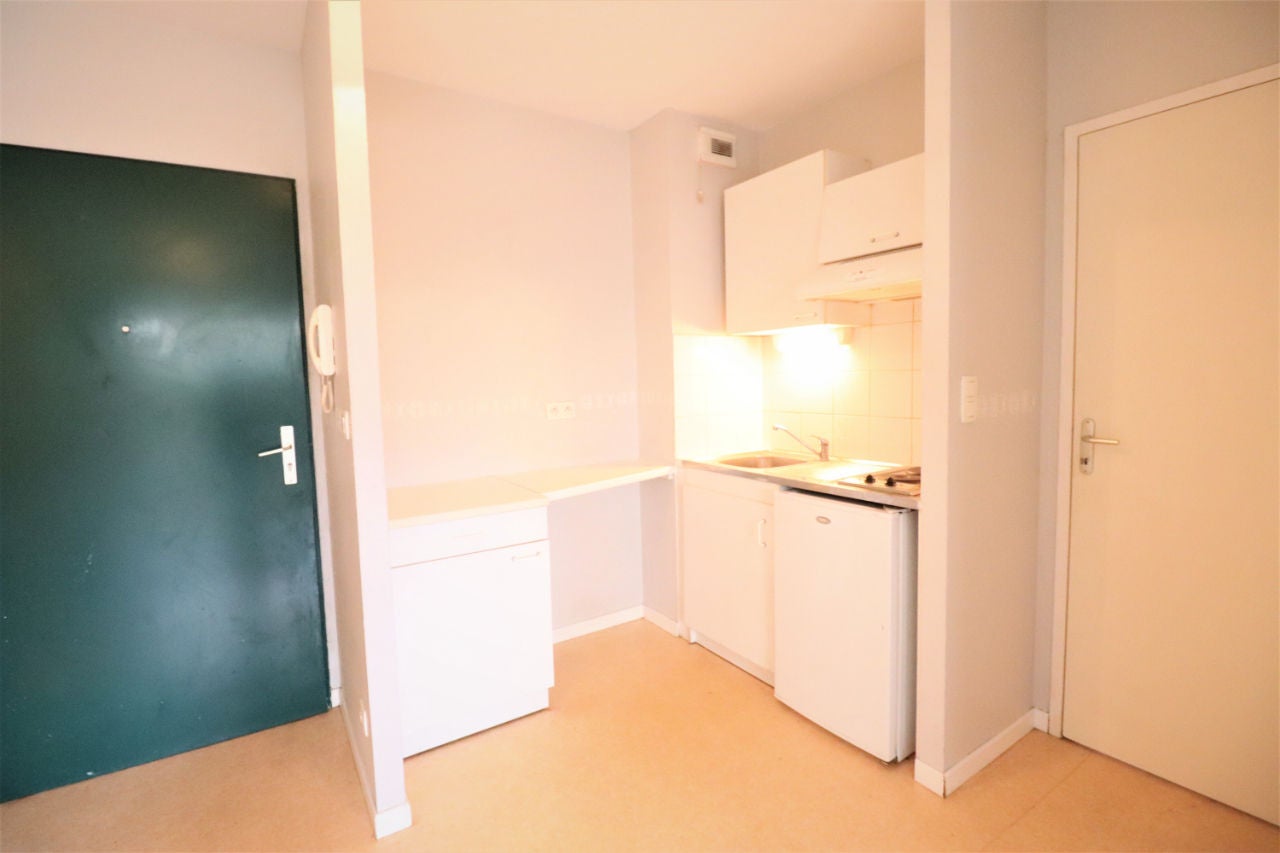 Flat Rue du Docteur Laurent Camboulives in Albi