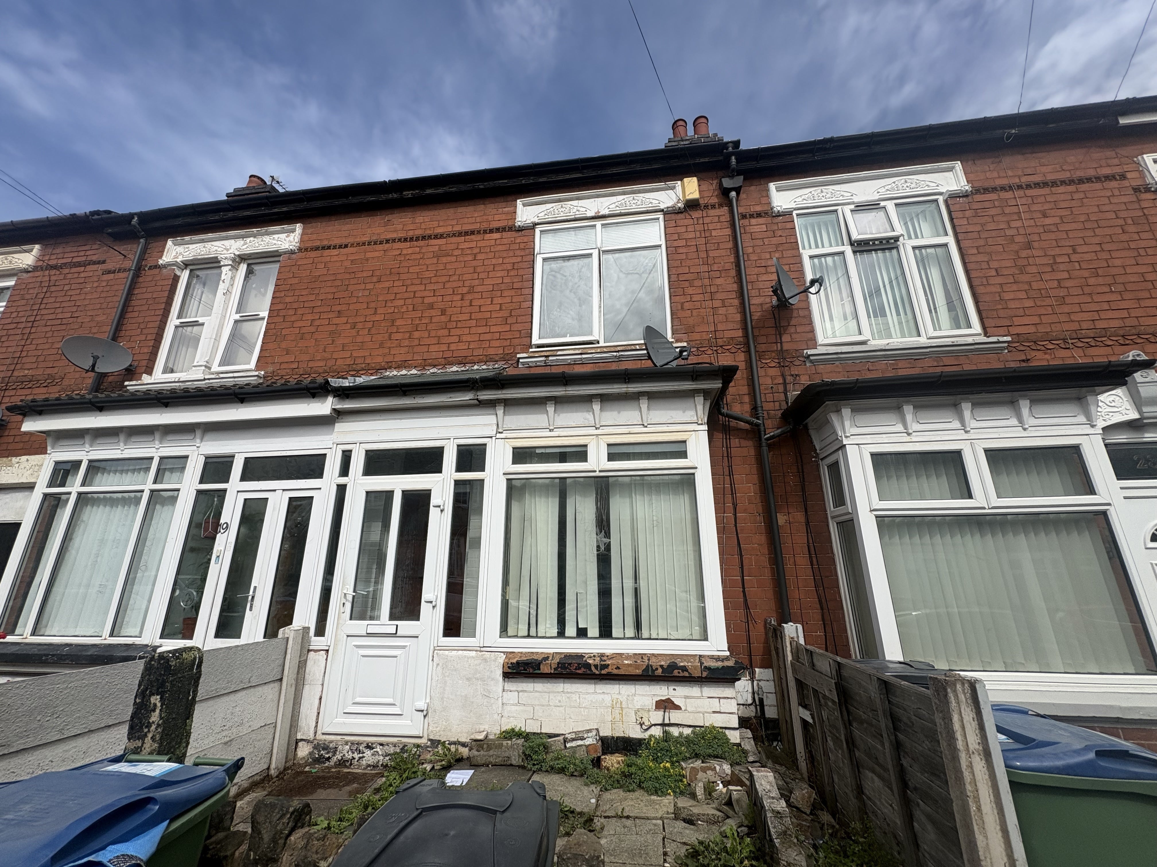 House Linden Road in Sandwell