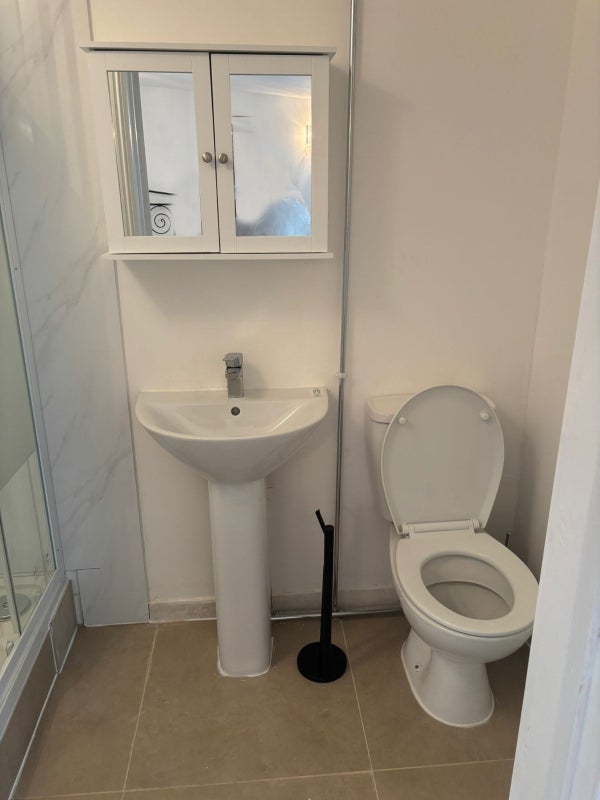 Room Montpelier Rise in Greater London