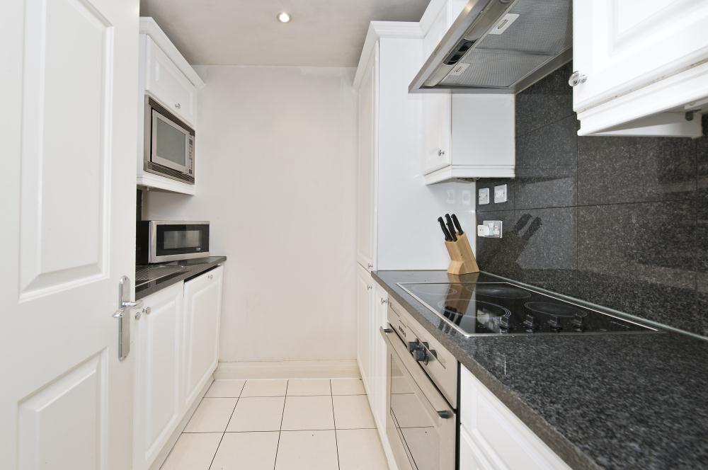 Flat Point W Access Road in Greater London