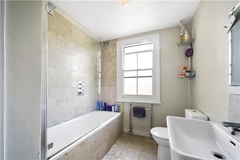 Flat Hammersmith Grove in Greater London