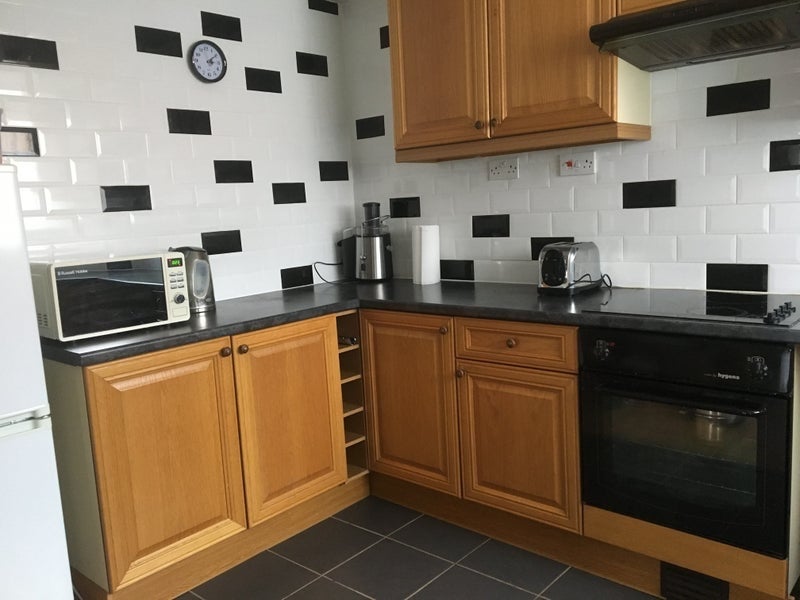Room Crosse Court in Basildon