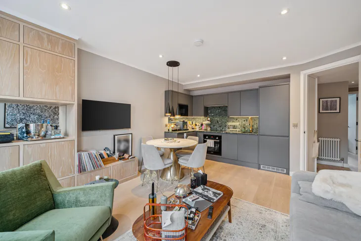 Flat Great Titchfield Street in City of Westminster