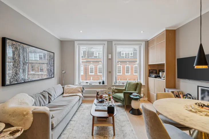 Flat Great Titchfield Street in City of Westminster