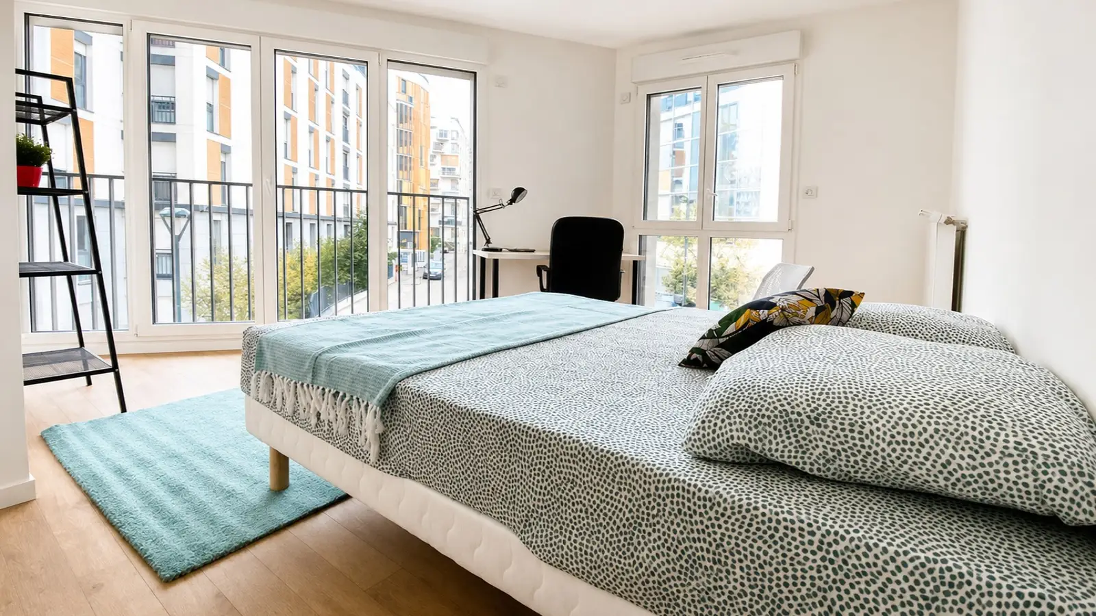 Room Rue Madame de Sanzillon in Clichy