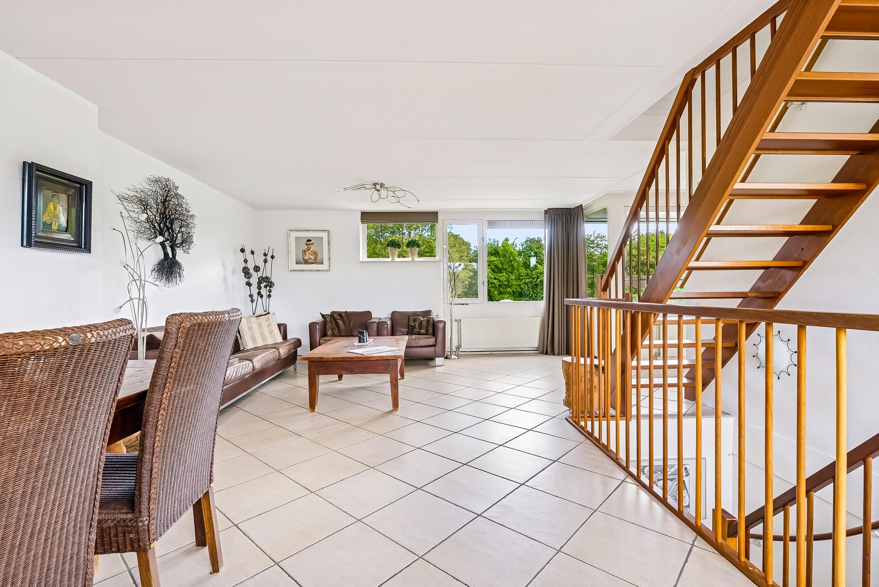 Tussenwoning te koop: Carel Willinklaan 18, Almere