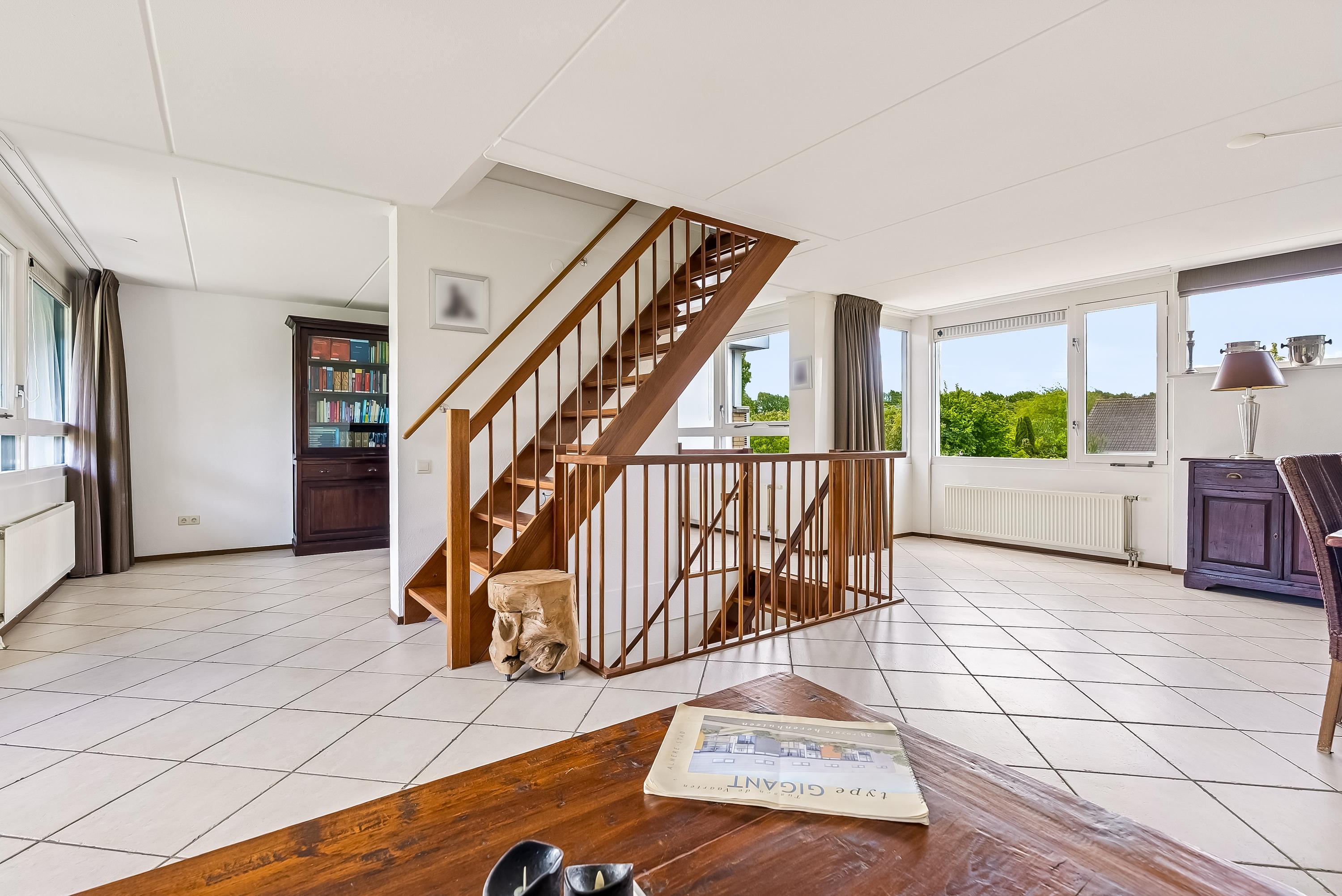 Tussenwoning te koop: Carel Willinklaan 18, Almere