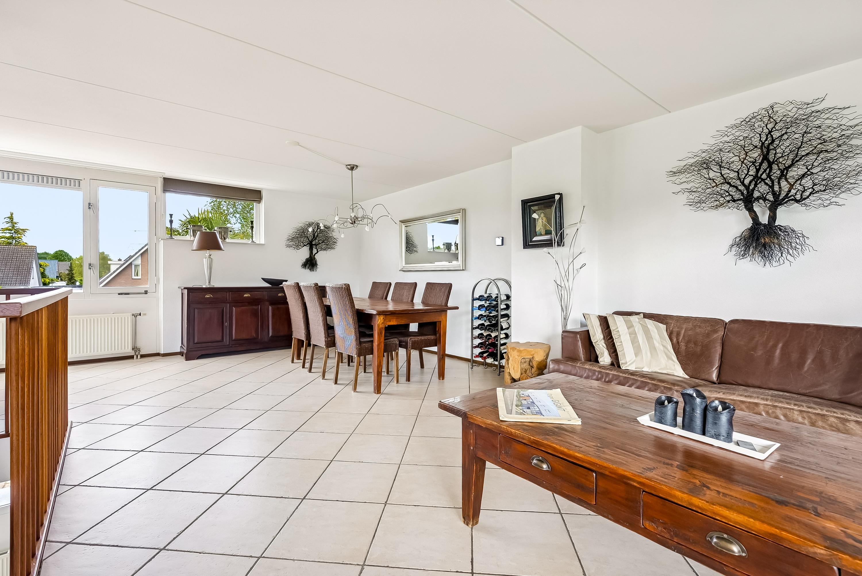 Tussenwoning te koop: Carel Willinklaan 18, Almere