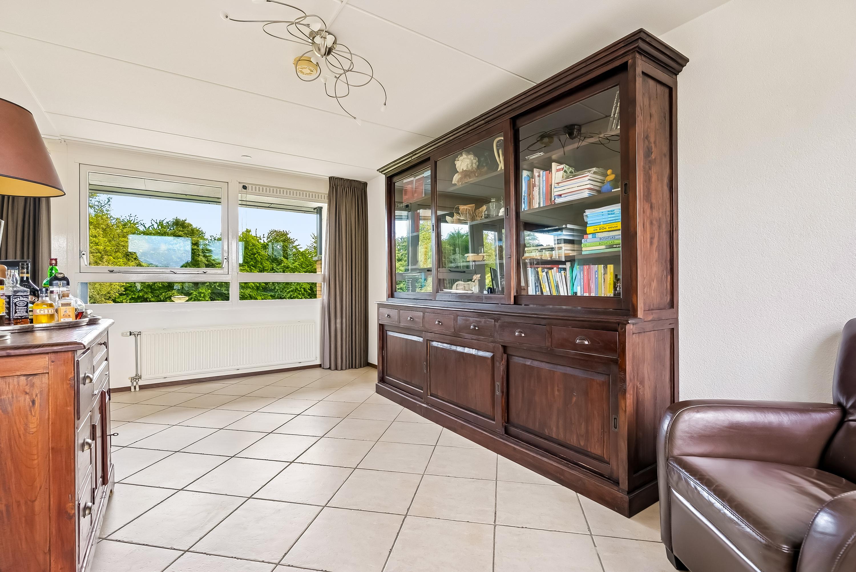 Tussenwoning te koop: Carel Willinklaan 18, Almere