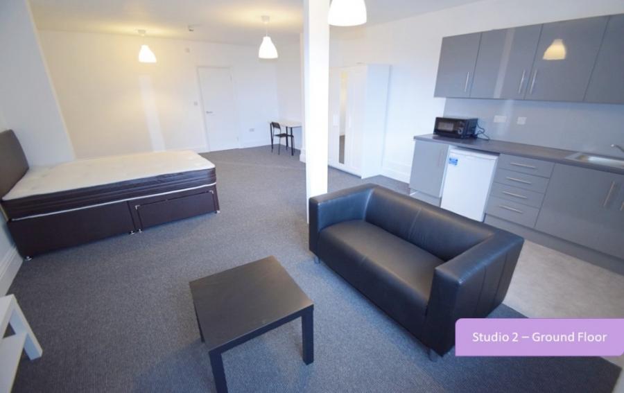 Room King Street in Newcastle-under-Lyme