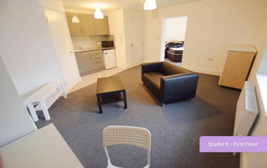 Room King Street in Newcastle-under-Lyme