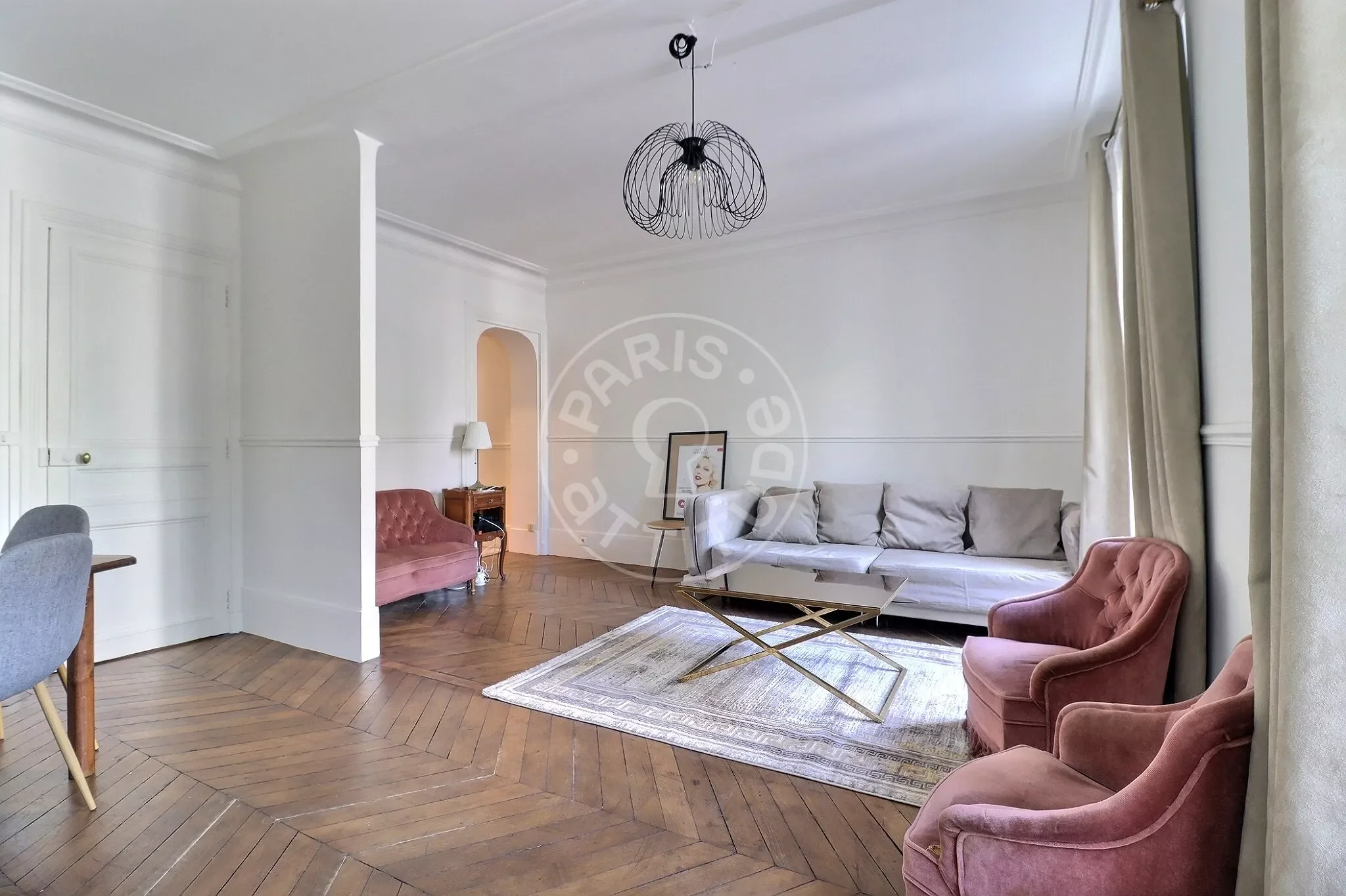 Appartement Avenue de la Motte-Picquet à Paris