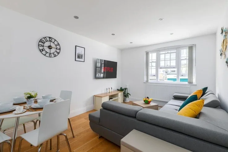 Flat Bethnal Green Road in Greater London