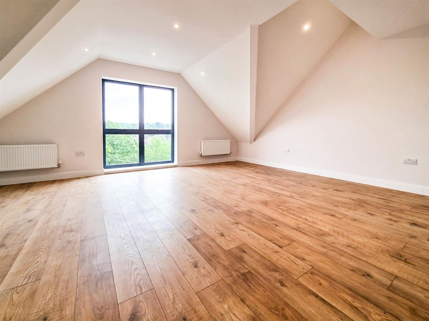 Flat North Farm Road in Tunbridge Wells