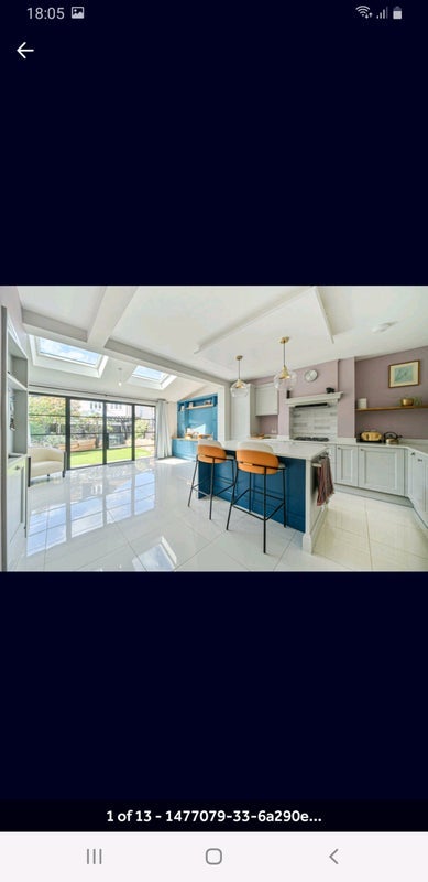 Room Taunton Avenue in Greater London