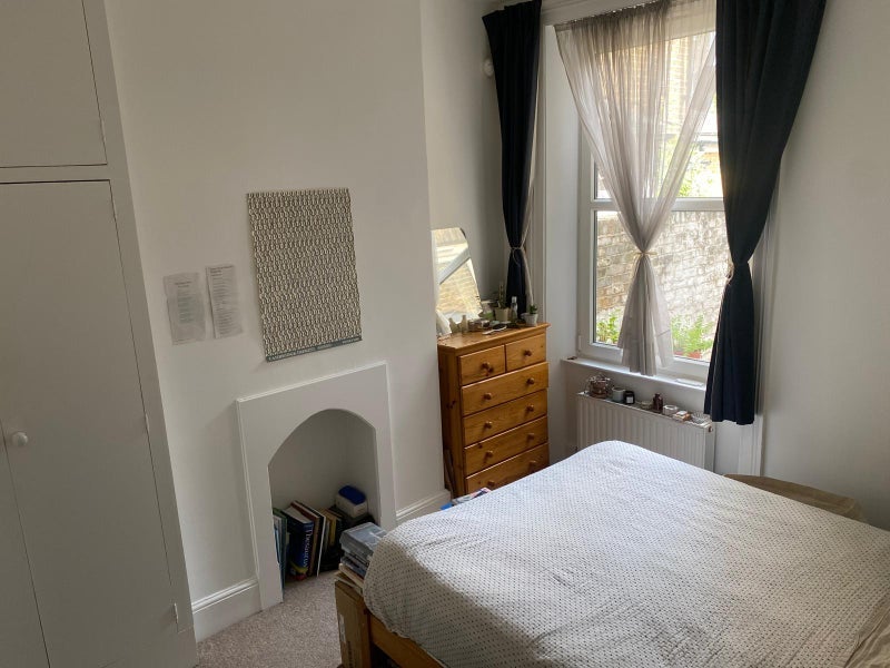 Room Freemantle Street in Greater London