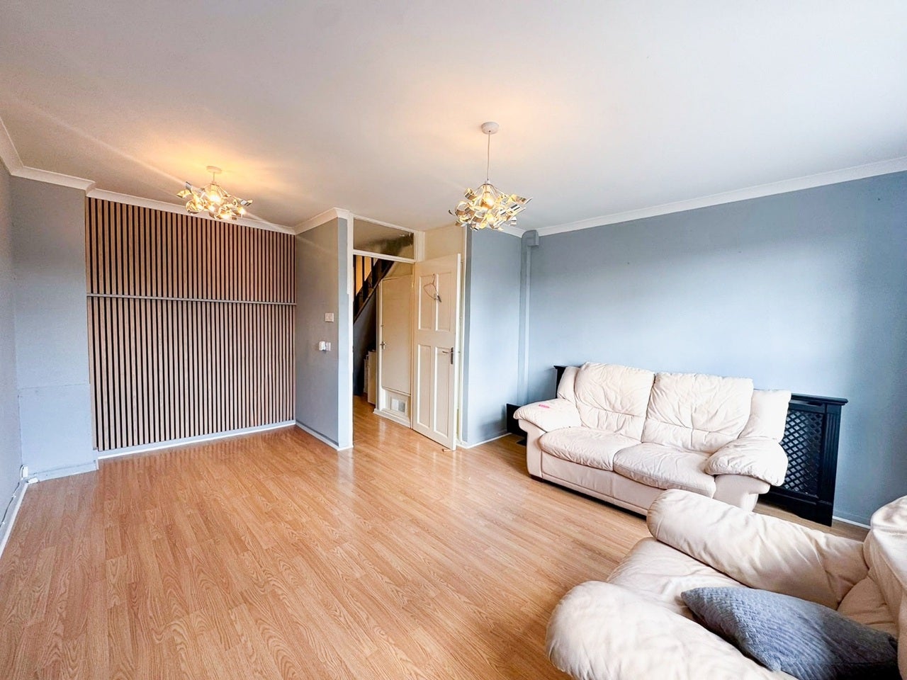 Flat Longcroft Drive in Waltham Cross