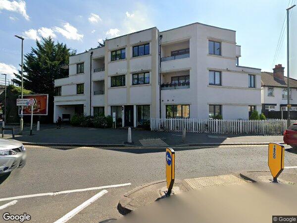 Room Chase Road in Epsom and Ewell