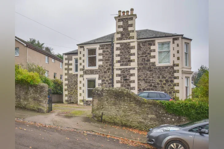 Flat Castleroy Road in Dundee