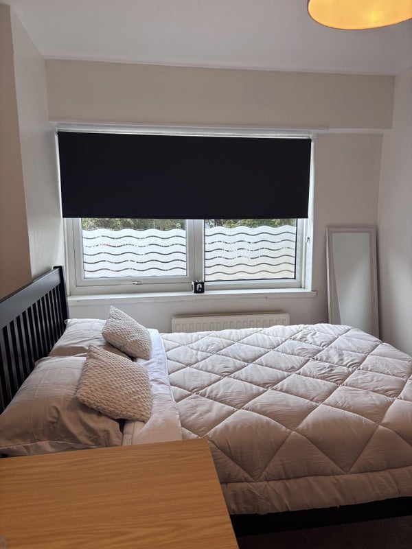 Room Rupert Road in Greater London