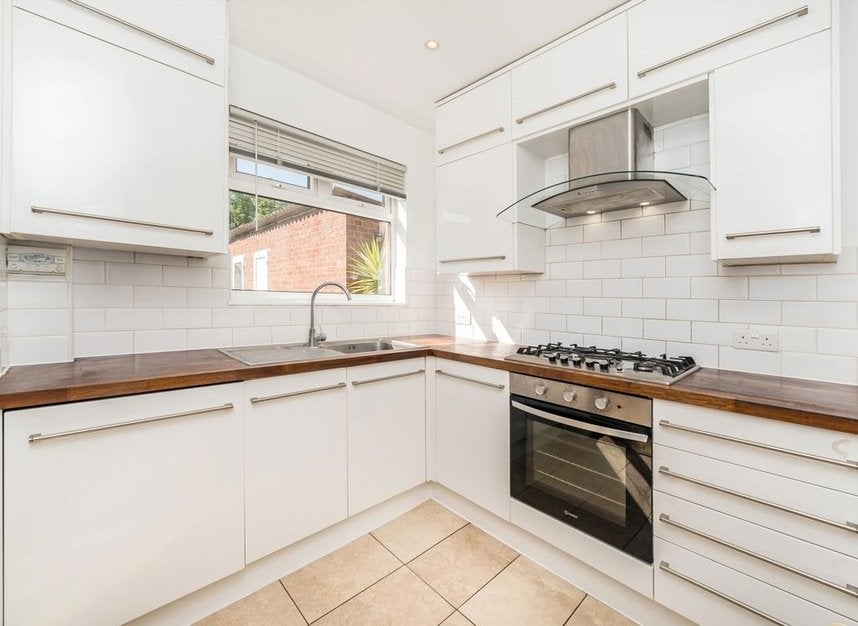 House Crewys Road in Greater London