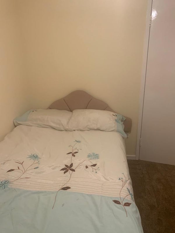 Room Ashfield Street in Greater London