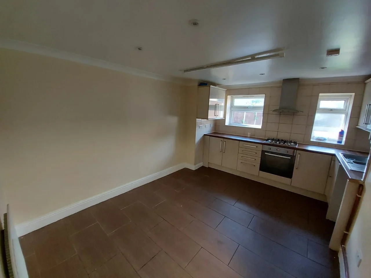 Room St. Marys Road in Greater London