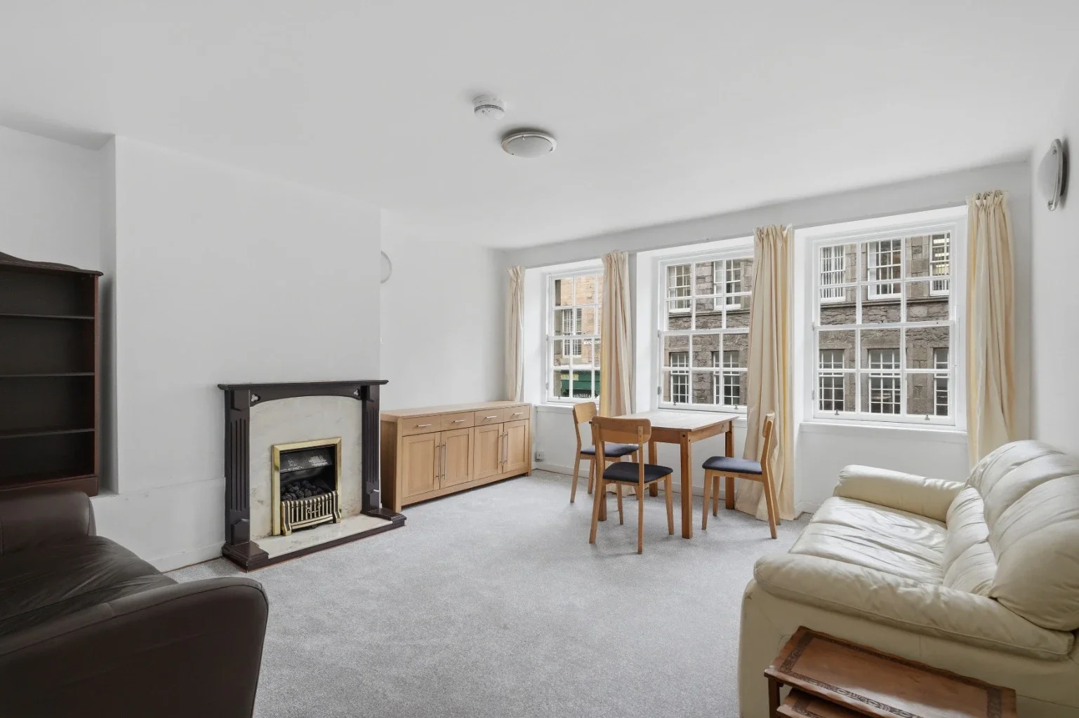 Flat Canongate in City of Edinburgh