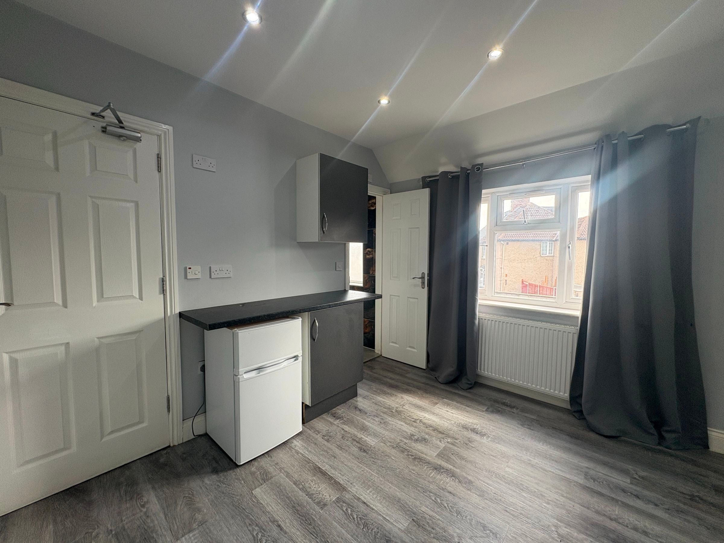 House Lancaster Walk in Greater London