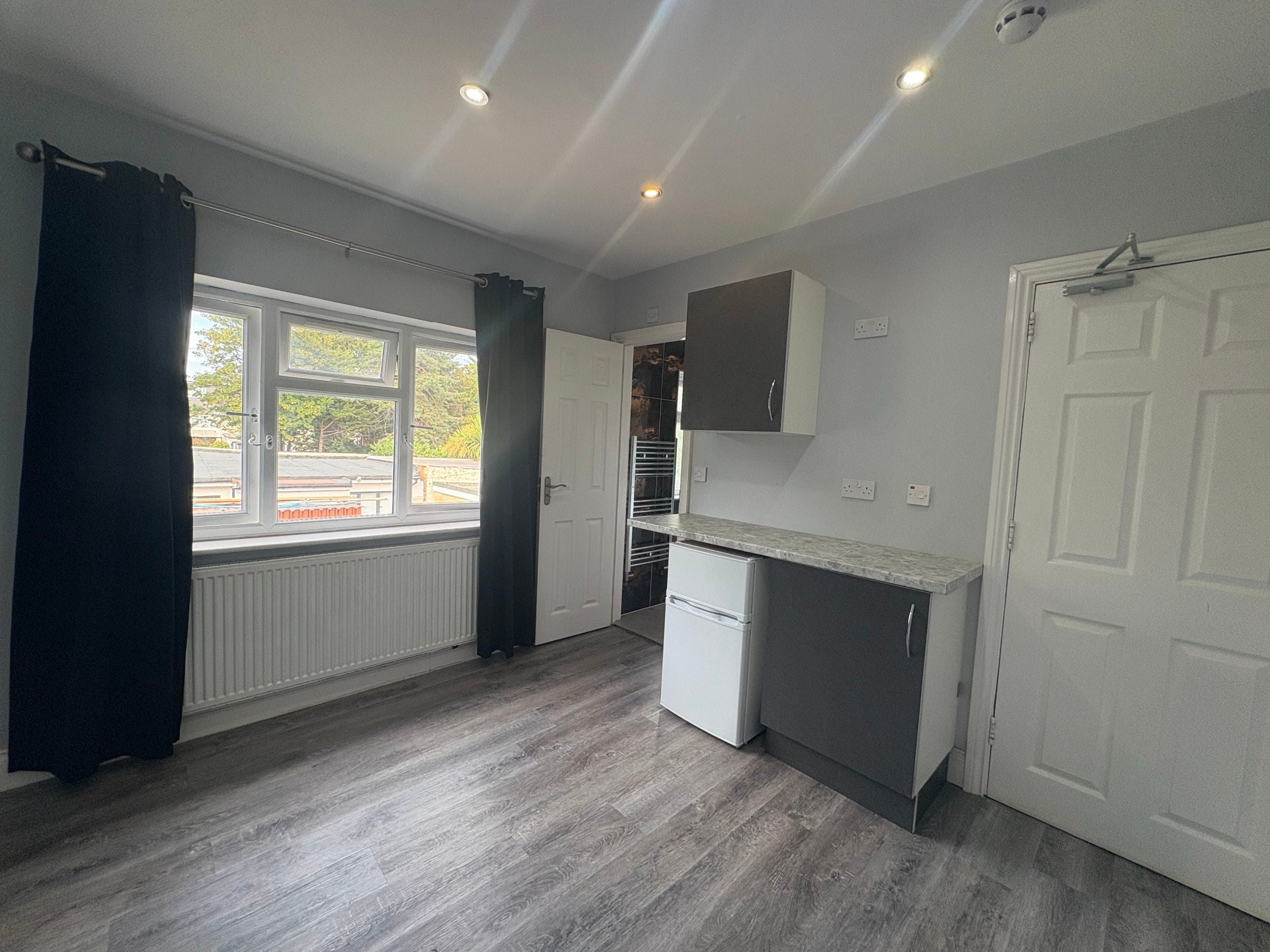 House Lancaster Walk in Greater London