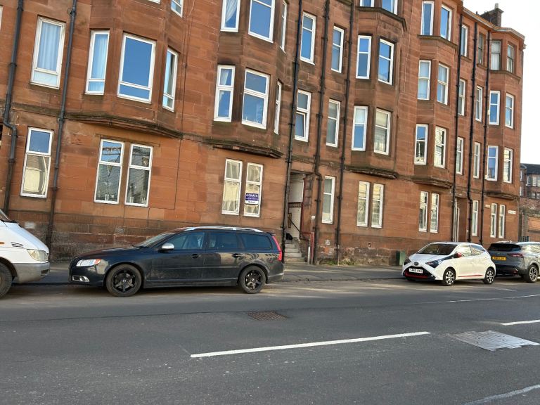 Flat Newlands Road in Glasgow