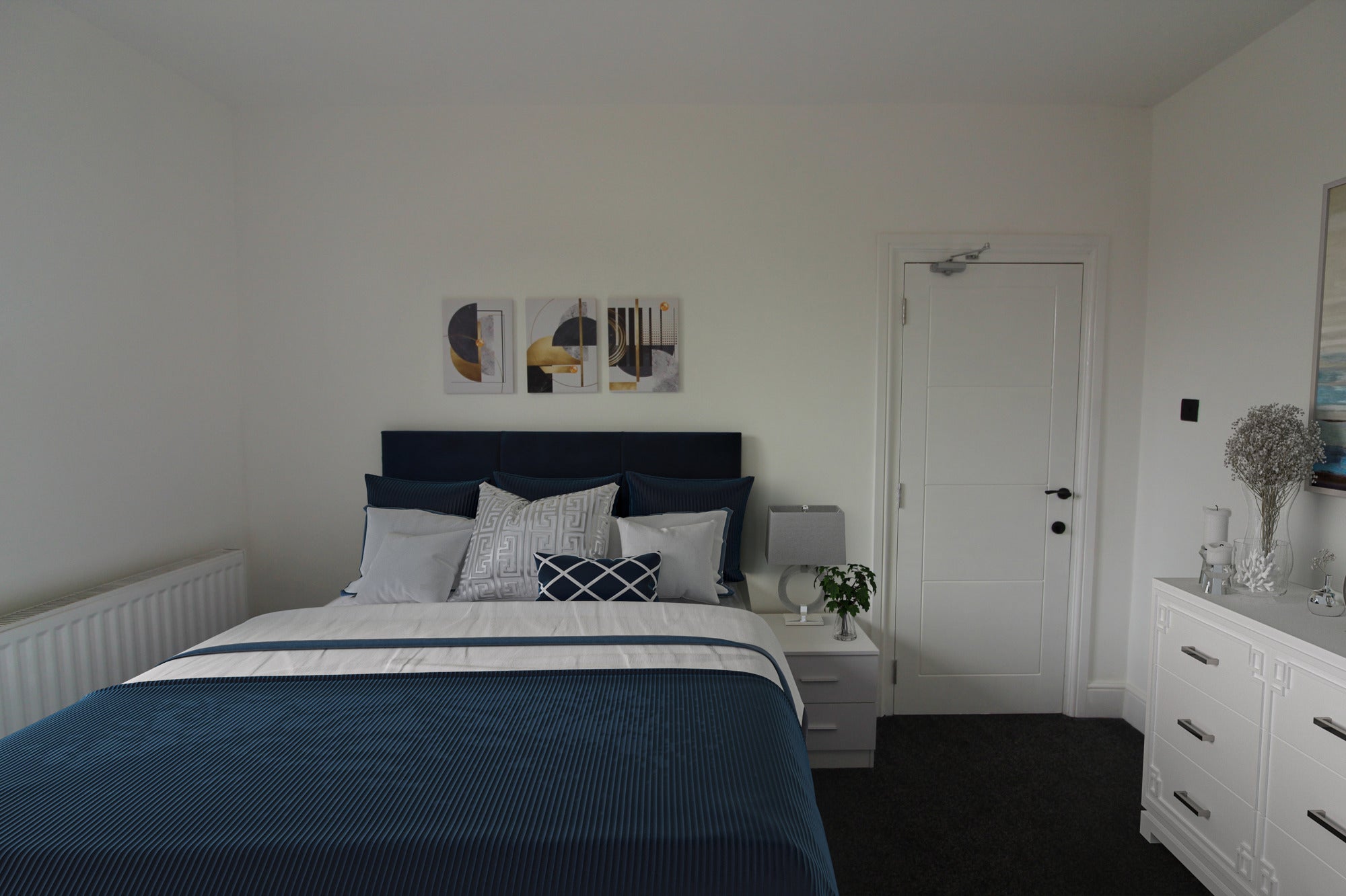 Room Lowson Street in Darlington