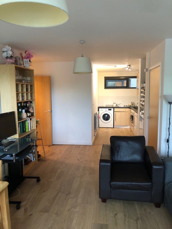 Room Triangle Road in Greater London
