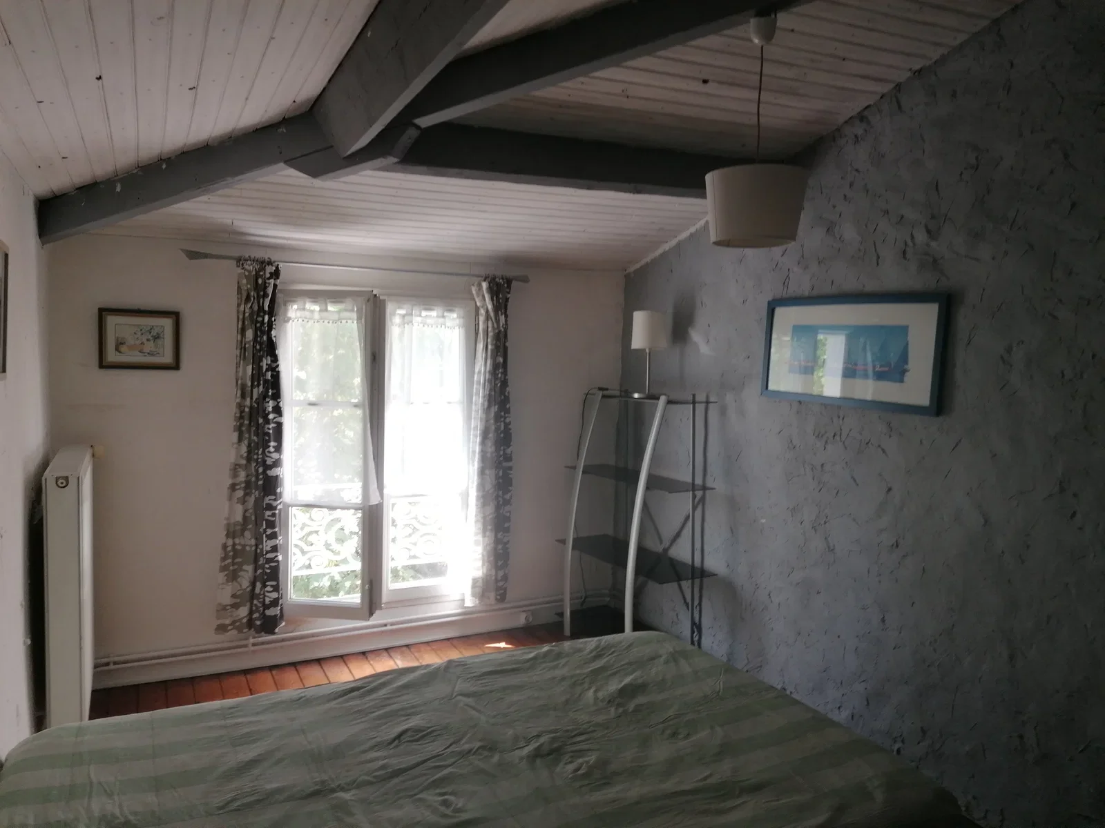Room Rue de By in Thomery