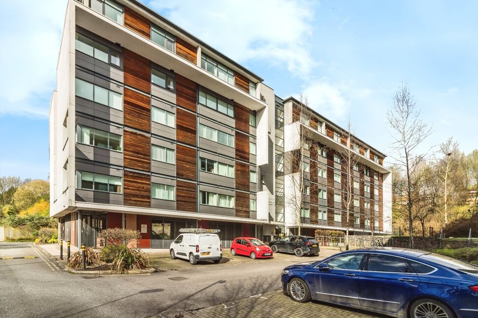 Flat Broadway in Salford