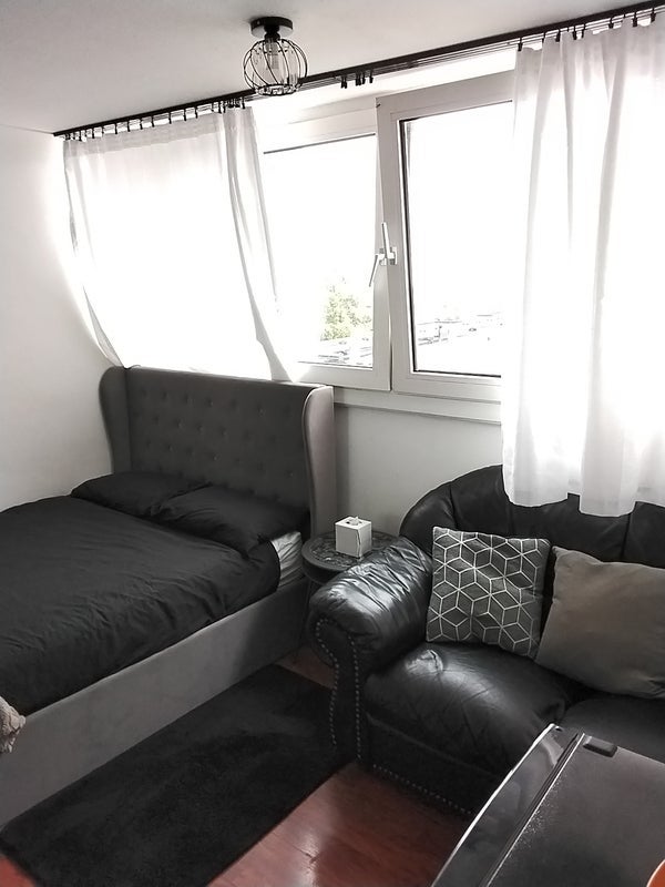 Room Sylvan Road in Greater London