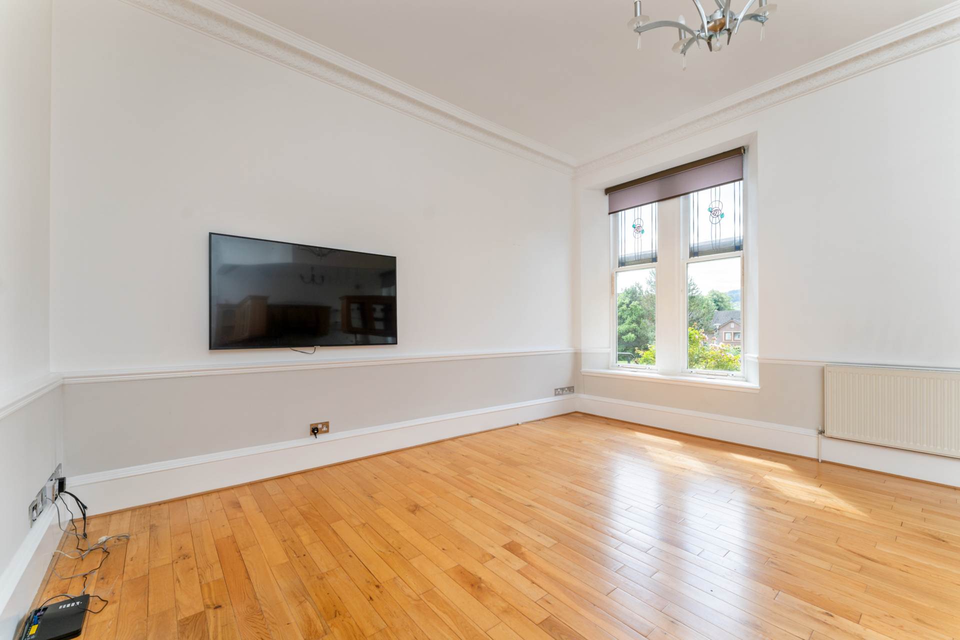 Flat Manor Park Avenue in Paisley