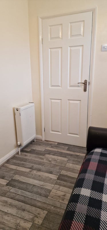 Room Coldnailhurst Avenue in Braintree