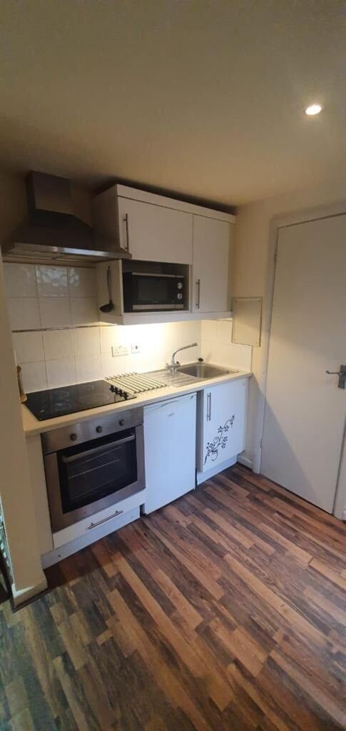 Flat Ash Grove in Greater London