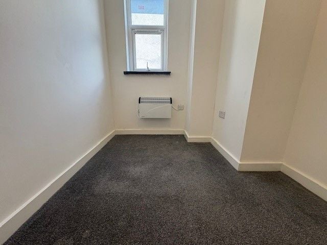 Flat Dallow Road in Luton