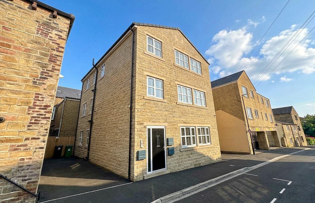 Flat Hammerton Street in Leeds