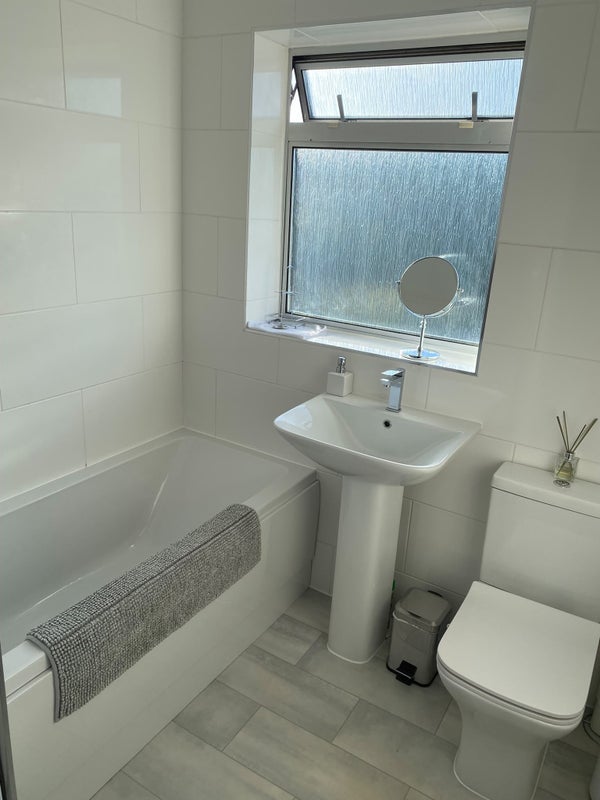 Room Perry Street in Billericay