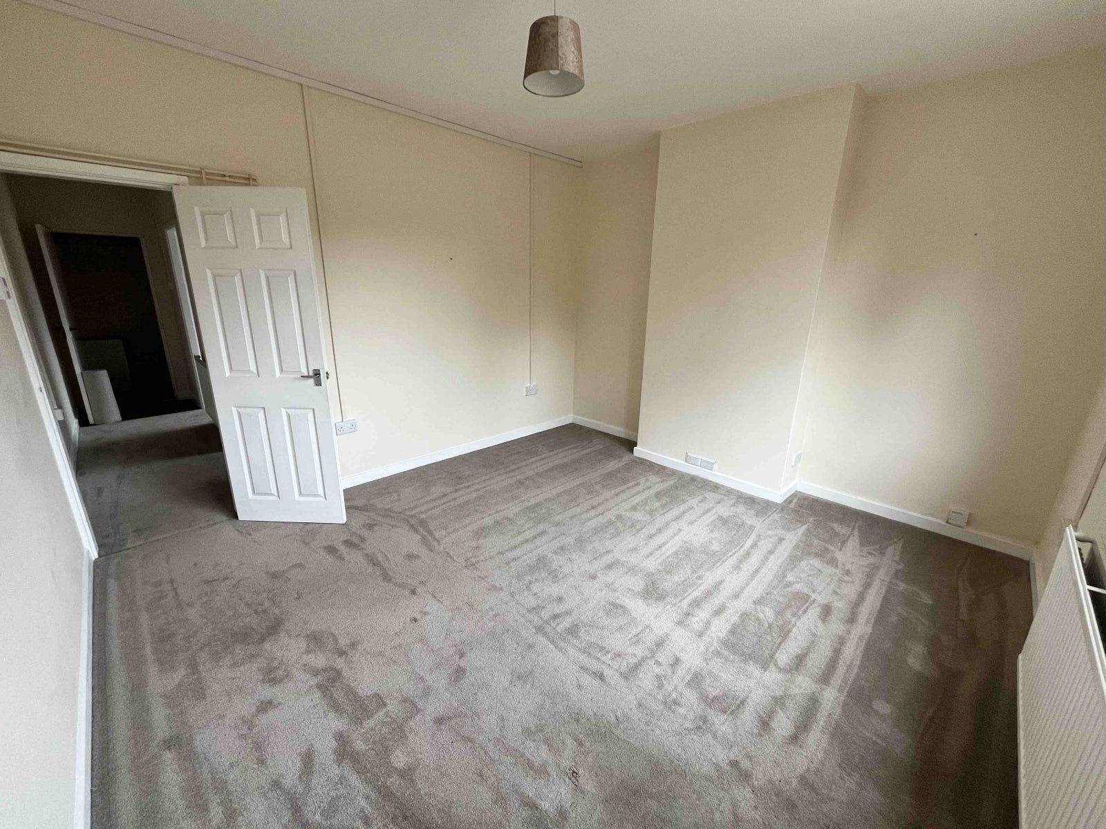 Flat Victoria Road in Forest of Dean