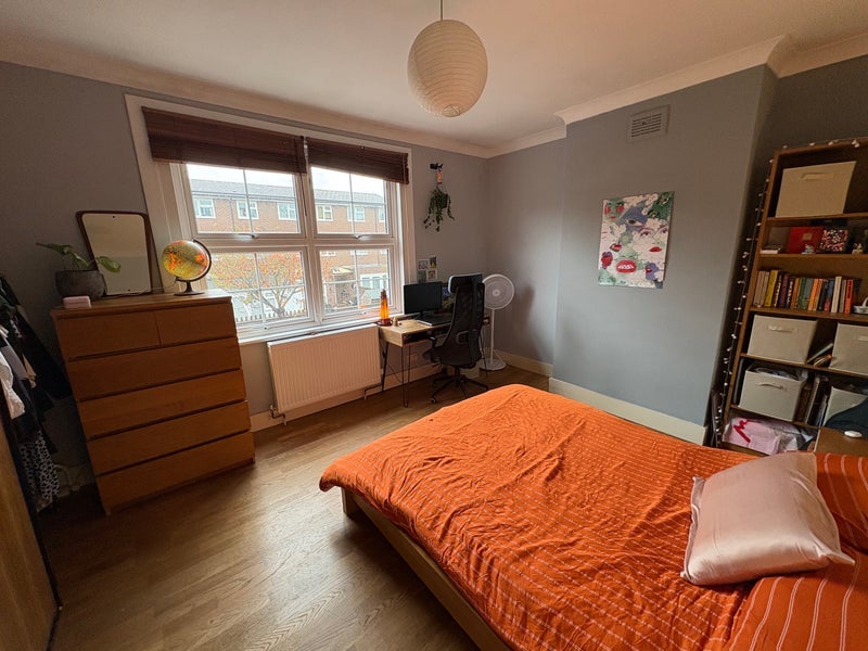 Room Moravian Street in Greater London