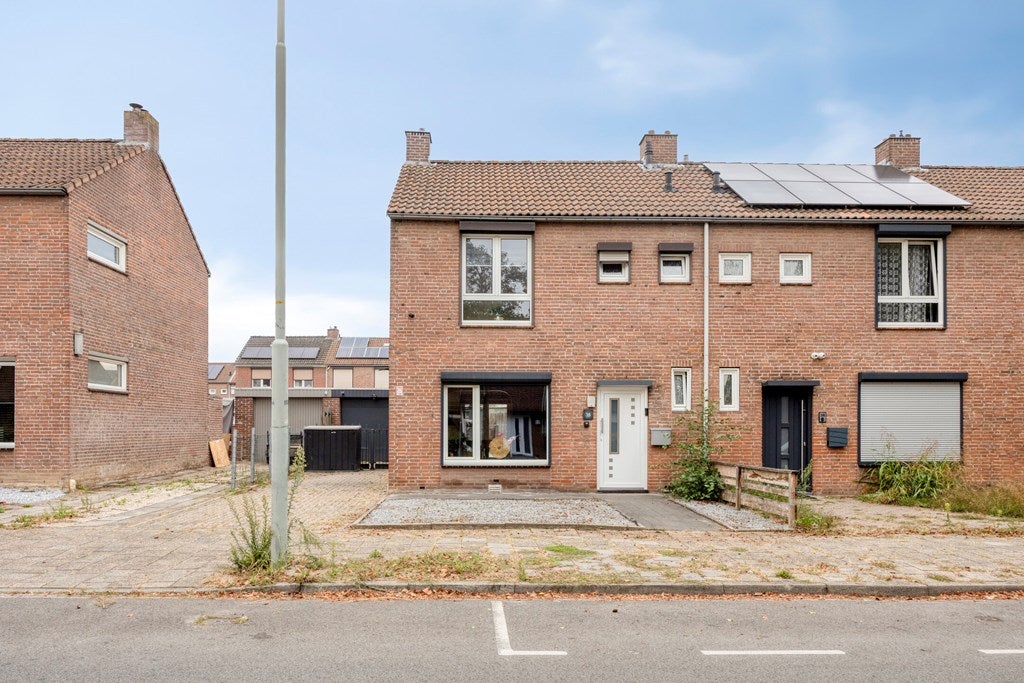 Huis Mgr. Hanssenlaan 38 in Hoensbroek