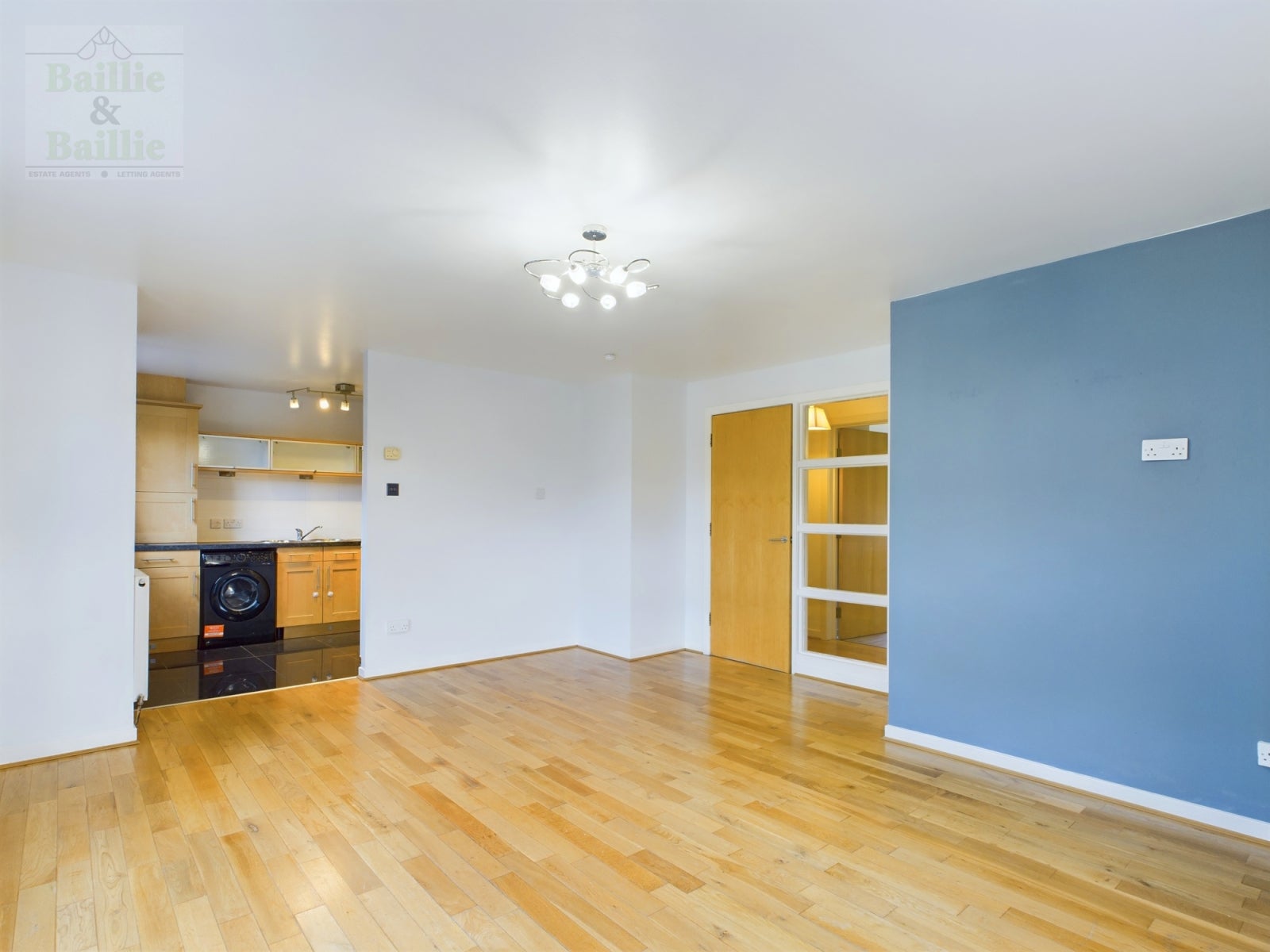 Flat Saucel Place in Paisley