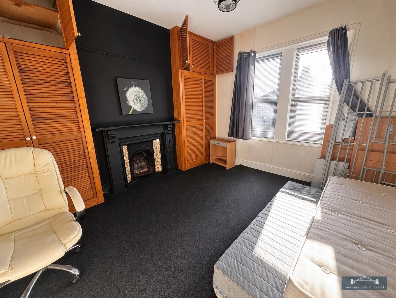 Flat Welbeck Road in Newcastle upon Tyne