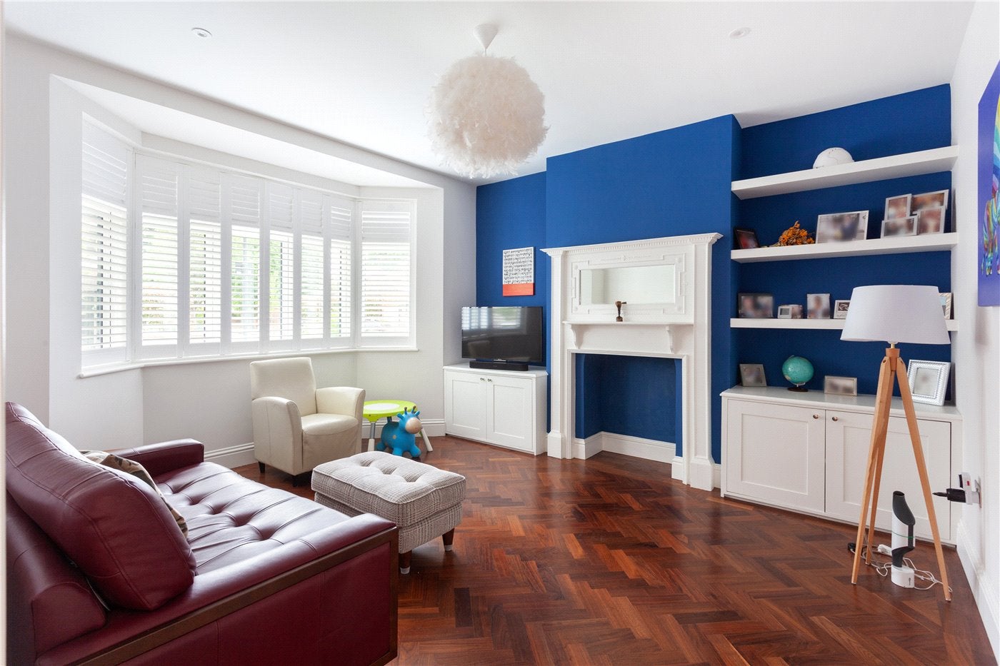 House Gunnersbury Gardens in Greater London